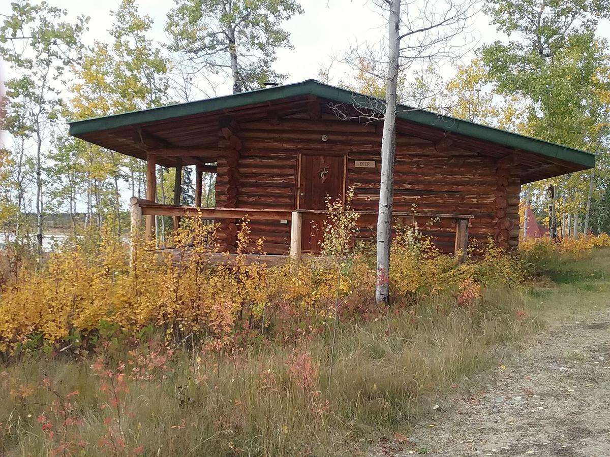 Eagle Bear Lodge Tatla Lake 外观 照片