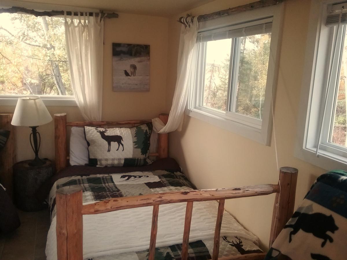 Eagle Bear Lodge Tatla Lake 外观 照片